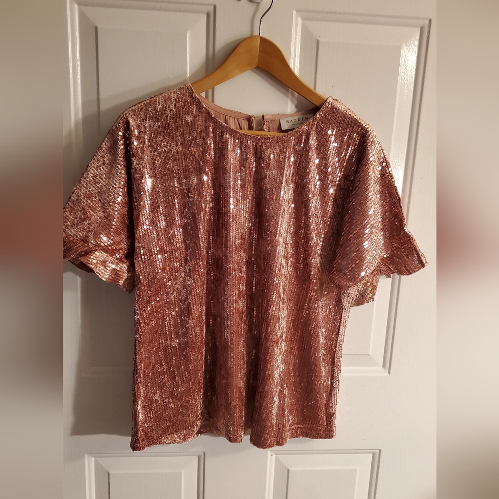 NWT Hayden LA Shimmering Rose Gold Sequin Top
